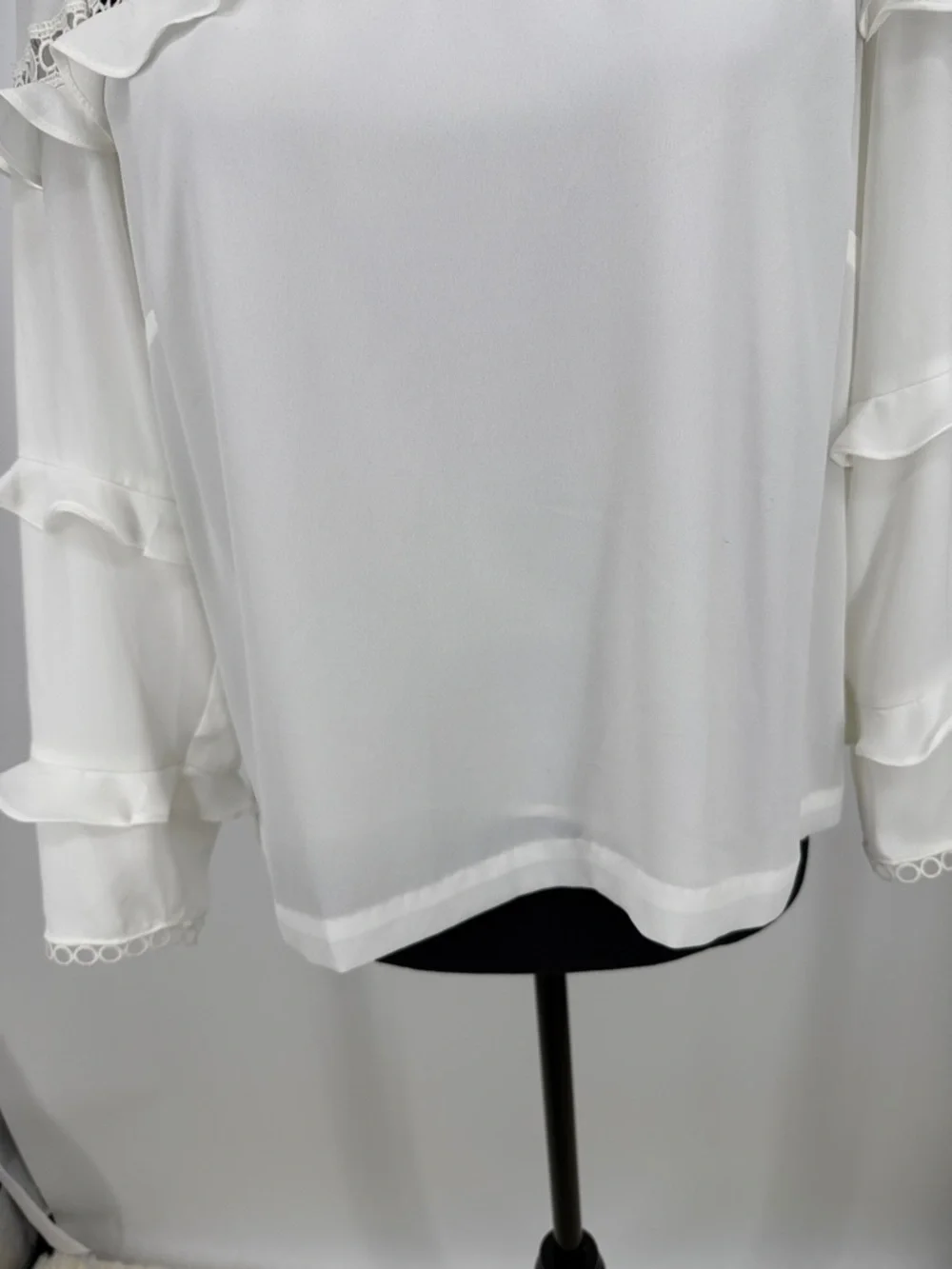 J. Crew Cream Ruffle Lace-Trim Long-Sleeve Blouse size 4